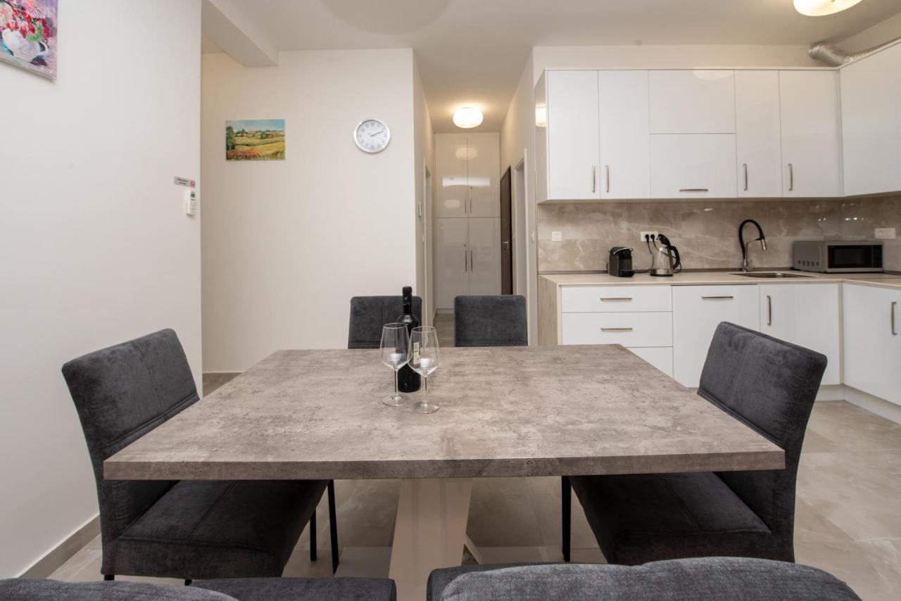 Apartment Katicic Split
